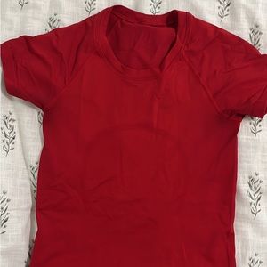 Red lululemon swiftly tech